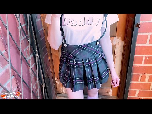 ❤️ Lernejanino Suĉas ŝian dikon profunde kaj fikas anstataŭ klasoj. Fika video ĉe porno eo.tubesexer-com.ru