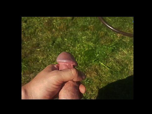 ❤️ Varma varmulo iĝas sian rozkoloran fikigon kaj ŝprucas kun ŝprucaĵo en somera ĝardeno Fika video ĉe porno eo.tubesexer-com.ru